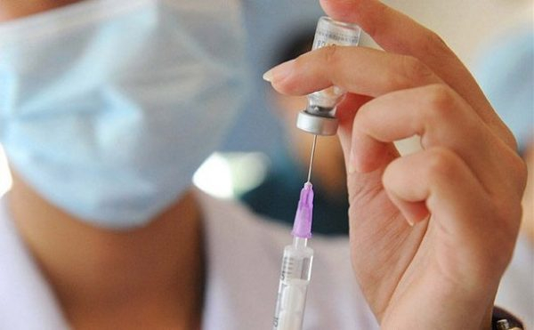 У світі розробляють 120 проєктів вакцин - вісім уже випробовують на людях