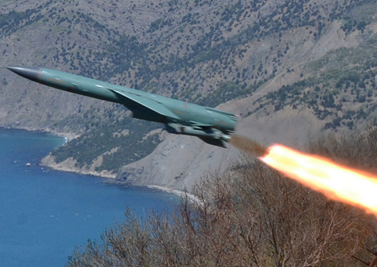 Росія запустила крилату ракету в анексованому Криму 