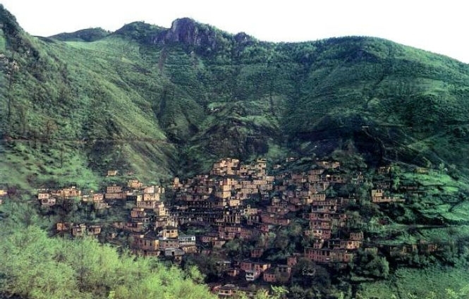 Іранське селище Масуле: життя біля підніжжя гір