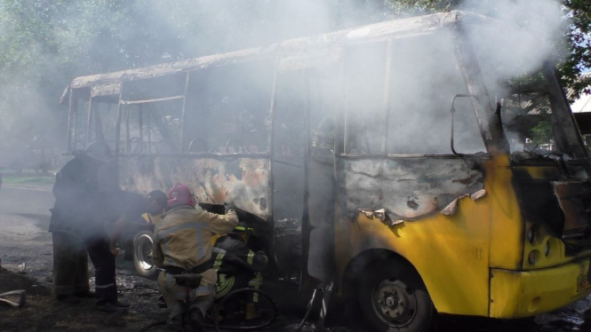 В Чернигове загорелся автобус с пассажирами