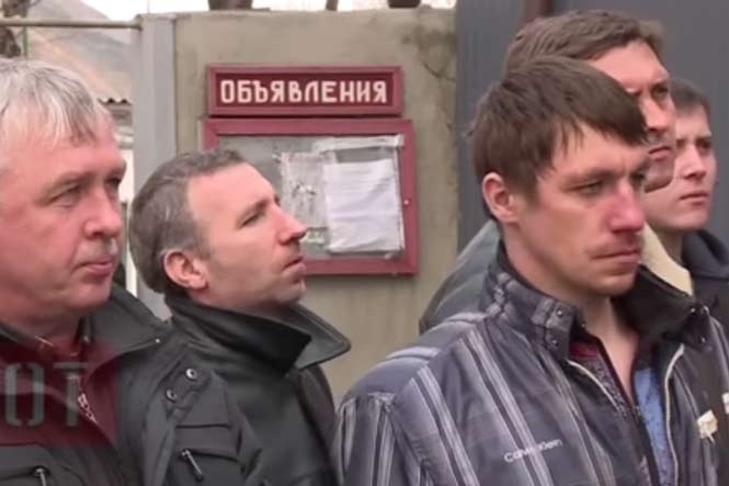 Шахтеры в Макеевке жалуются, что ДНР заставляет их много работать