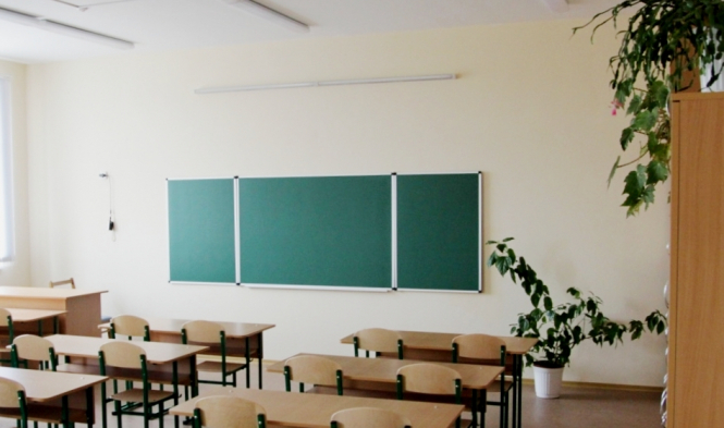 В українських школах вже 145 класів на самоізоляції. Загалом їх понад 200 тисяч - Степанов