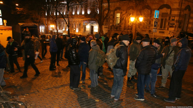 В центре Одессы требуют отставки начальника полиции и областного прокурора, - ФОТО