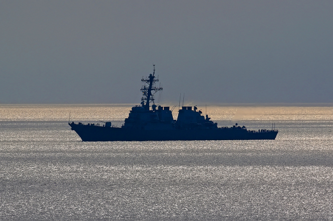 Есмінець США знищив ракету хуситів у Червоному морі