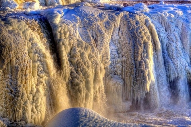 Велич і краса води: 17 водоспадів, які зачарують вас