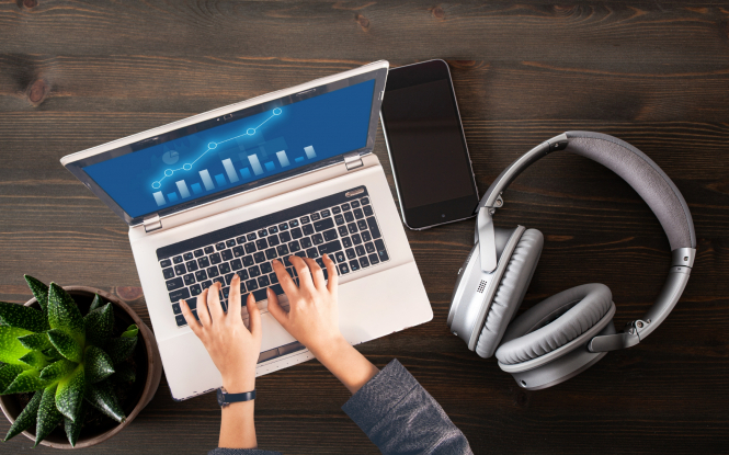 ТОП 3 брендів повнорозмірних навушників для домашнього комп’ютера