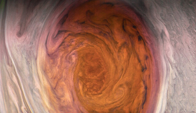 NASA показало гігантський ураган на Юпітері, який вирує щонайменше 187 років