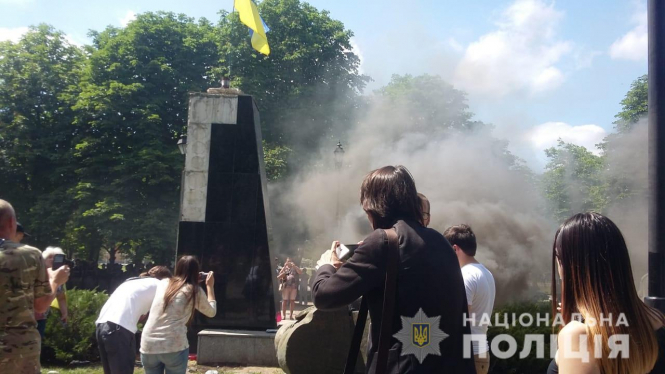 Из-за сноса памятника Жукову в Харькове открыли два производства