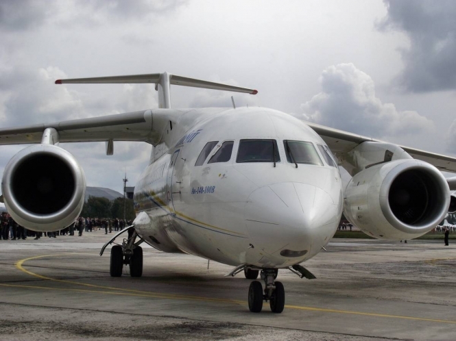 Антонов побудує три літаки Ан-148 для Міністерства оборони