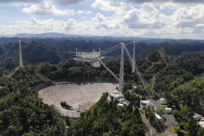 После 57 лет работы в джунглях Пуэрто-Рико закрывают космический телескоп, что нашел первые экзопланеты