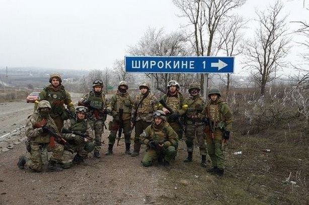 Украинские бойцы не оставят Широкино, пока боевики стреляют, - штаб