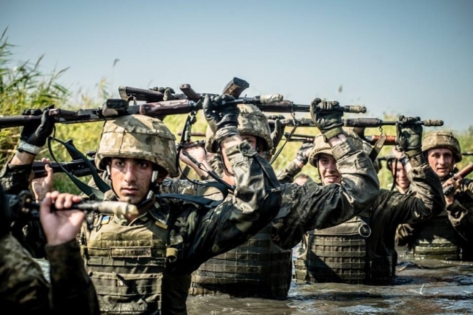 Британські інструктори почали навчати українських піхотинців за програмою ORBITAL
