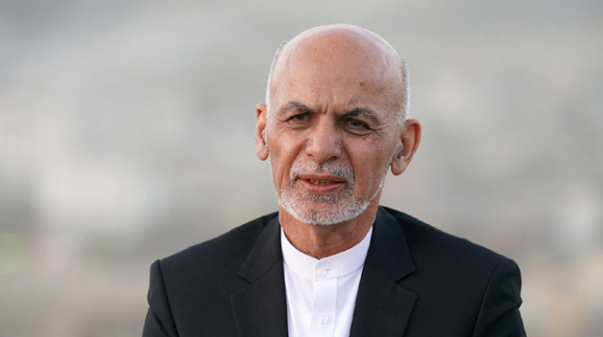 Президент Афганістану попросив вибачення у народу за те, що не запобіг захопленню влади "Талібаном"