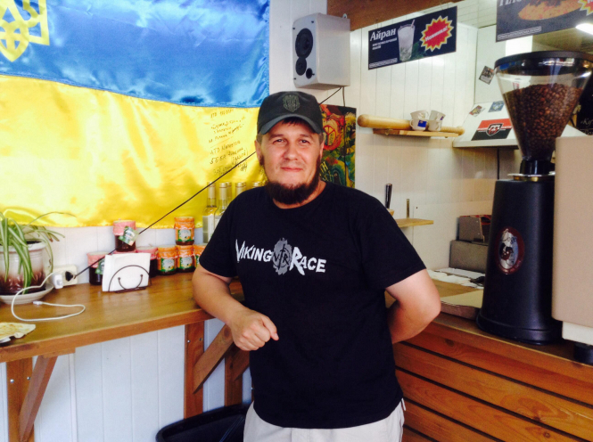 Кримський татарин Аслан: Я ще відкрию чебуречну на Ай-Петрі із прапором Правого сектору