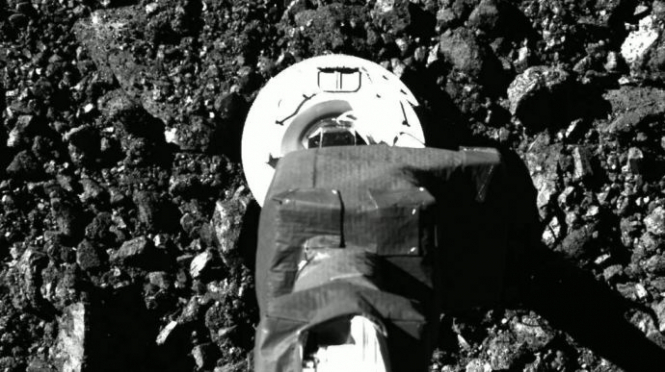 Місія OSIRIS-REx: у NASA показали, як торкнулися астероїда