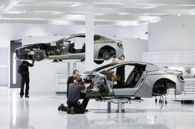 Виробник спорткарів Aston Martin отримав нового інвестора