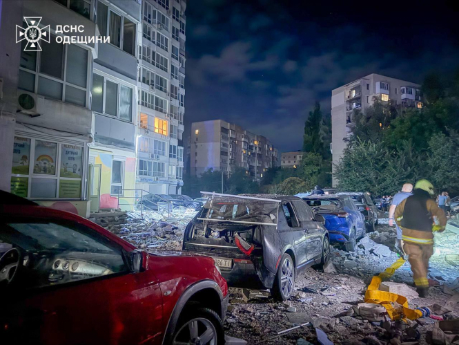 росія вночі запустила по Україні 174 дрони та чотири ракети: є влучання