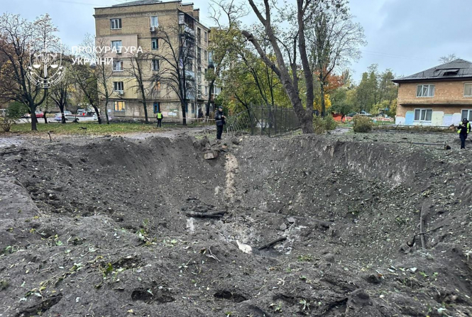 росіяни вдарили по Києву балістикою: є загиблі та поранені