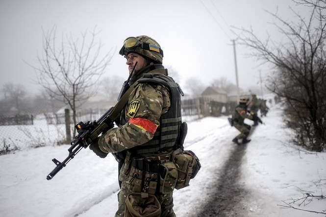Силы АТО отбросили линию фронта на 20 км от Мариуполя, - Геращенко