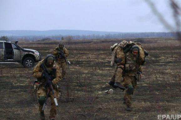 В течение суток на Донбассе ранены четыре военных ВСУ