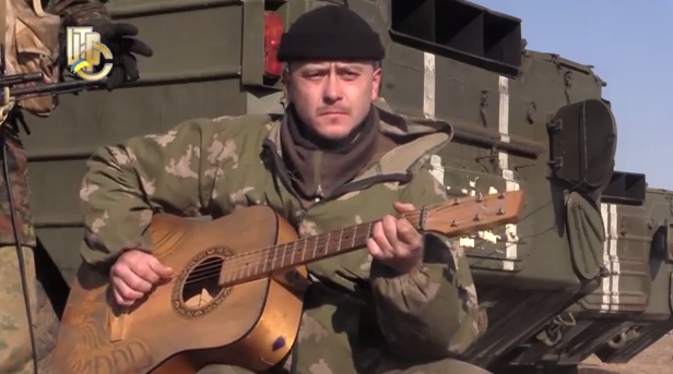 Бойцы на передовой записали музыкальное поздравление для украинских женщин, - видео