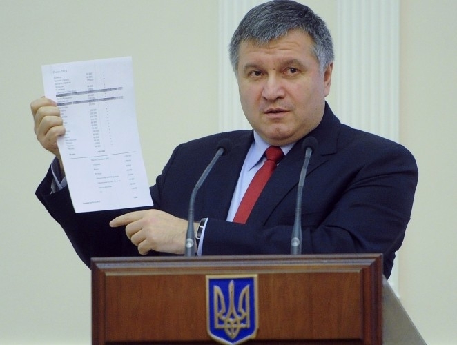 Аваков заступився за начальника департаменту Нацполіції підозрюваного у справі Майдану