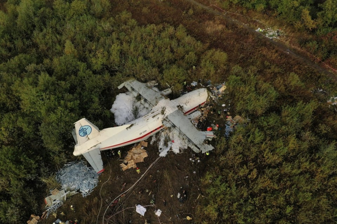 Авария самолета под Львовом: трое пострадавших в тяжелом состоянии, двое уже прооперировали