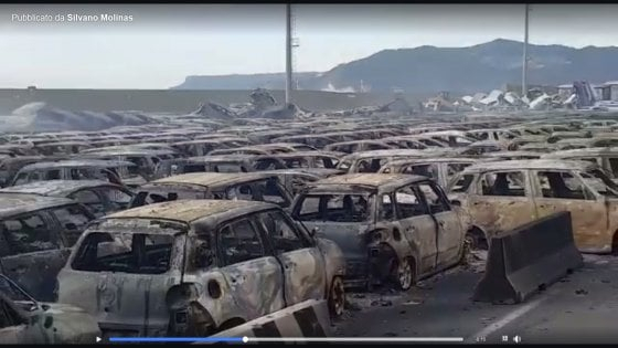 В Италии из-за непогоды сгорели сотни автомобилей Maserati