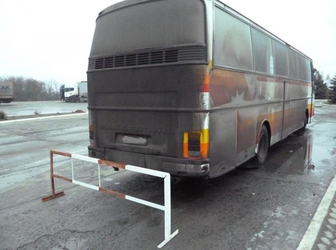 Прикордонники не взяли хабар в $20 тисяч за перепуск в Росію автобуса