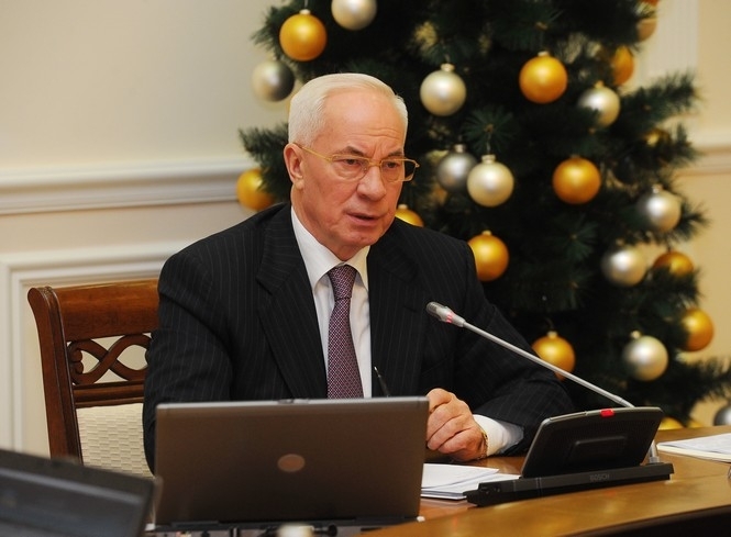 Азаров подтвердил, что киевские бюджетники останутся без зарплаты