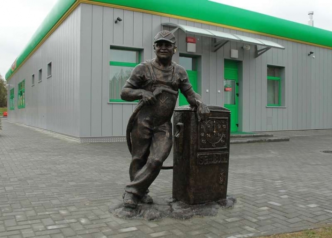 Білоруські нафтовики хочуть відкрити в Україні перші заправки  