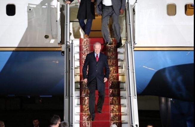 Віце-президент США прибув до Києва