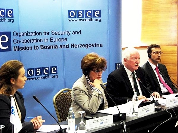 ОБСЄ скликає термінове засідання щодо України