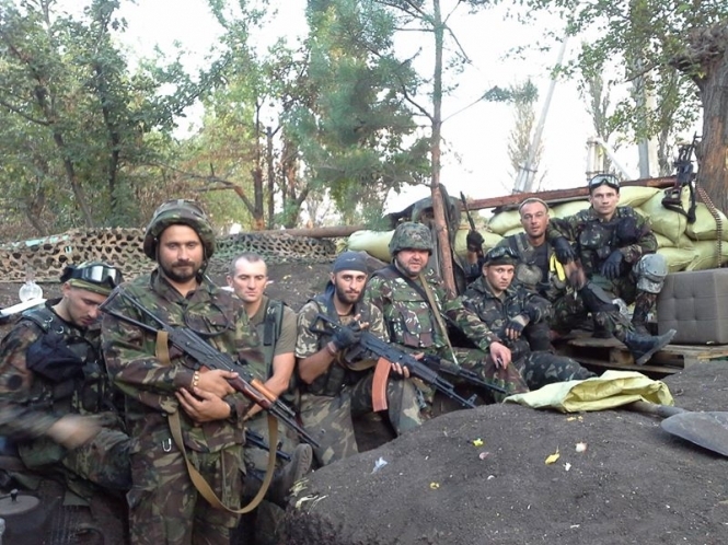 Бойцы батальона ОУН воюют охотничьим оружием и просят у Порошенко автоматы