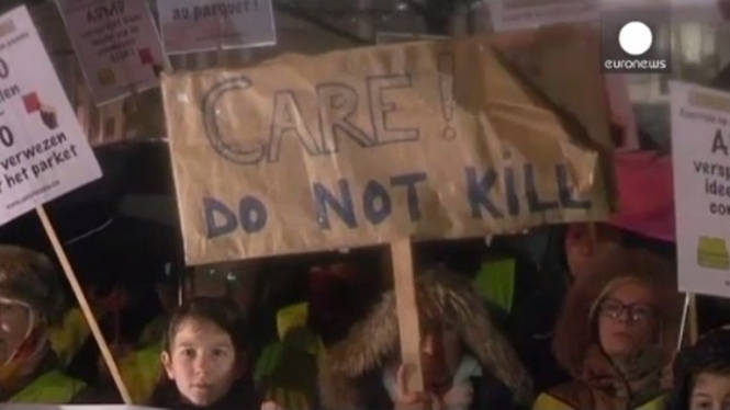 Бельгийцы протестуют против детской эвтаназии