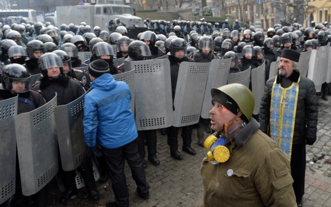 Якщо зараз режим у Києві вдасться до силового втручання, він впаде, - Більдт