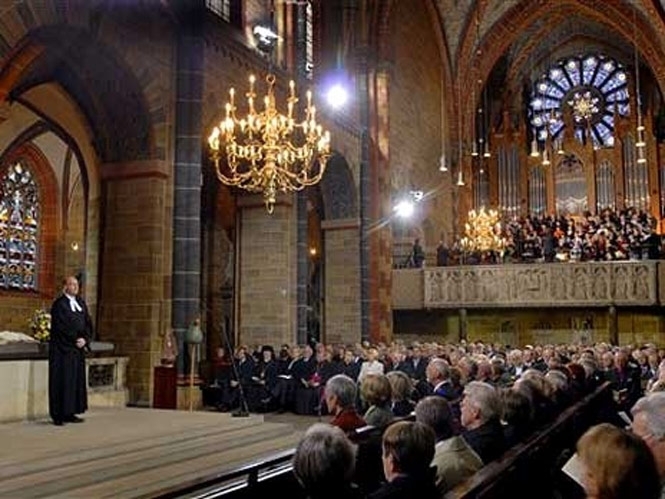 У Німеччині за несплату церковного податку виганятимуть від церкви
