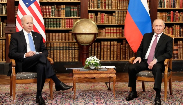 Кібератаки в США: Байден пообіцяв Путіну відповідь