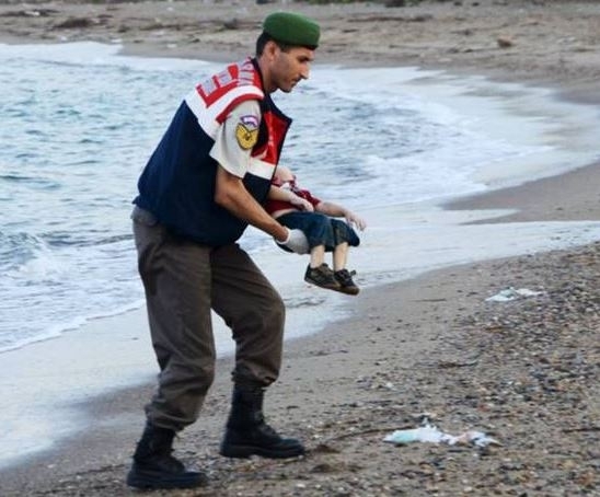У берегов Турции нашли тела 21 мигранта