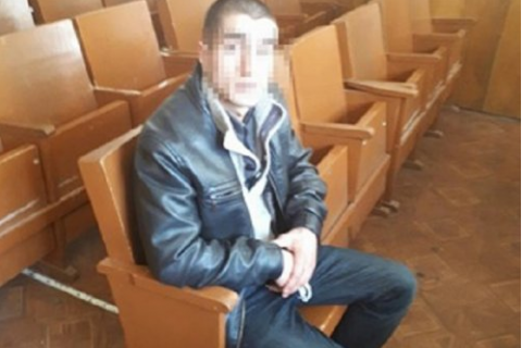 У Львові чоловік розгромив приймальне відділення лікарні та побив медиків