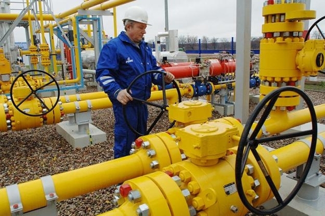 Росія переводить поставки газу для України на передоплату