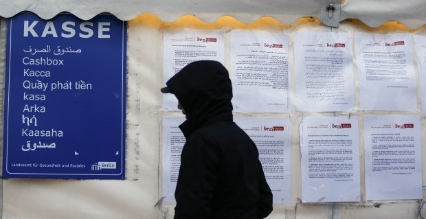 Германия обяжет беженцев получать специальные удостоверения