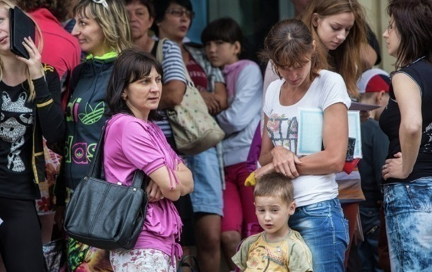 Нідерланди просять українських біженців якнайшвидше отримати статус тимчасового захисту 