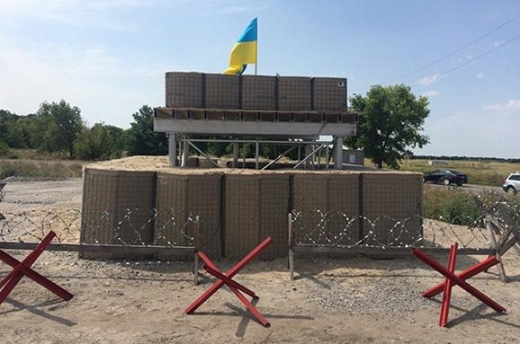 На админгранице с Крымом застрелился украинский военный