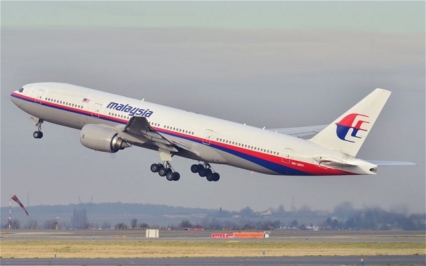 Российские ПВО сбили "Боинг-777" малазийских авиалиний в районе города Шахтерск Донецкой области