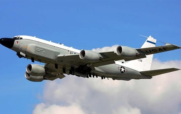 російський літак порушив повітряний простір Литви

