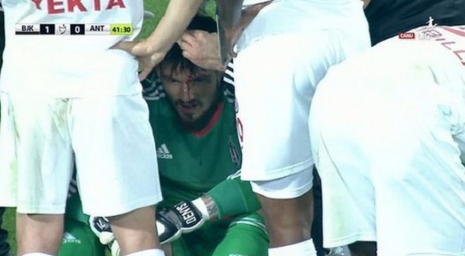 Бойко разбили голову в дебютном матче за 