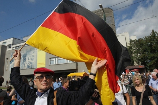 З часу об'єднання Німеччини її населення скоротилося на 1,5 млн осіб