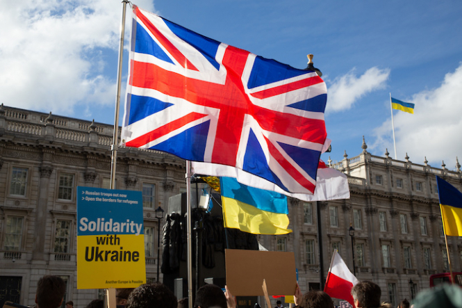 Британці пожертвували 400 млн фунтів стерлінгів на гуманітарну допомогу Україні