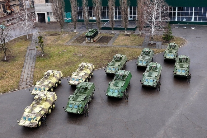Аваков показал новые БТРы для Национальной гвардии